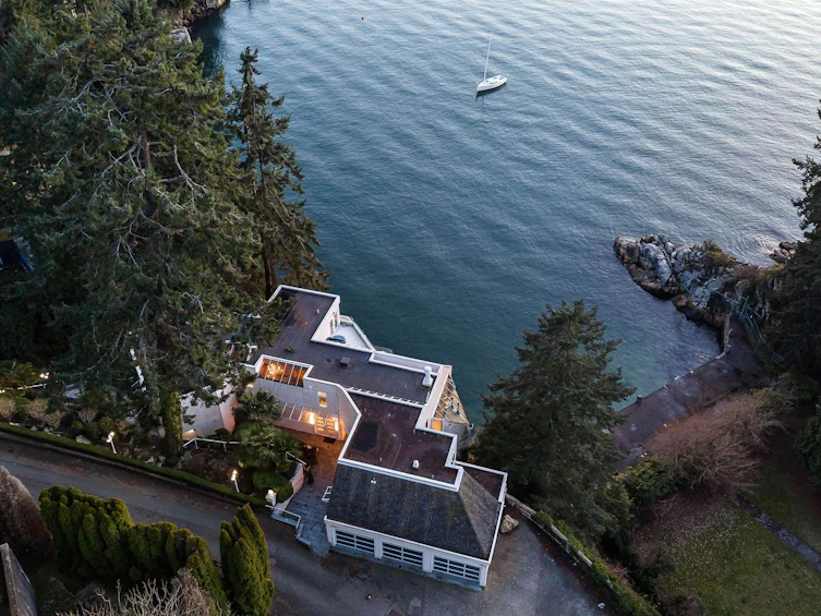 5530 Parthenon Place, West Vancouver, BC, V7W 2V7 - 3