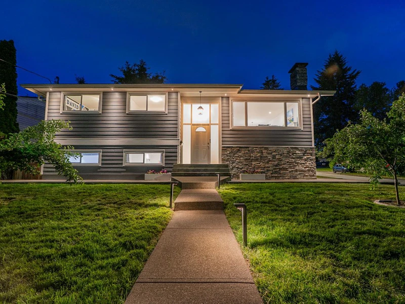1616 Eastern Drive, Port Coquitlam BC V3C 2T3