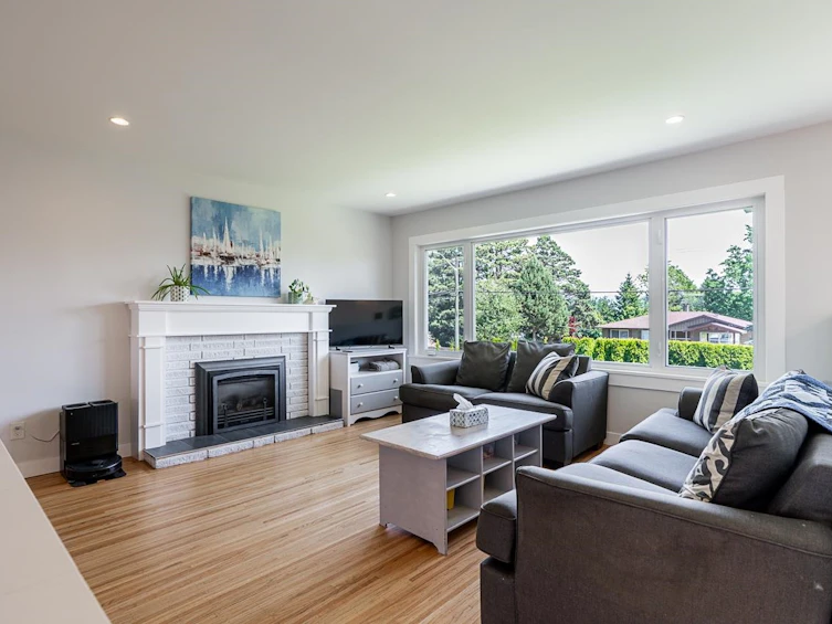 1616 Eastern Drive, Port Coquitlam, BC, V3C 2T3 - 6