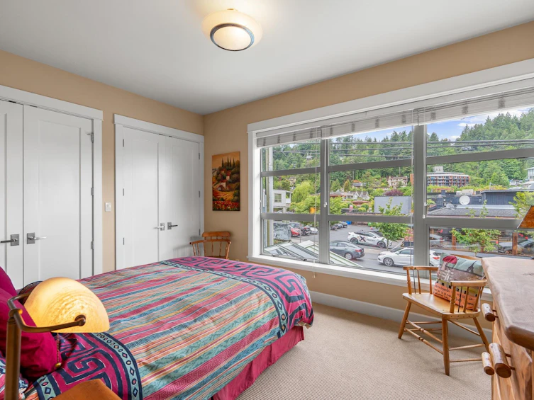 205-6688 Royal Avenue, West Vancouver, BC, V7W 2B9 - 12