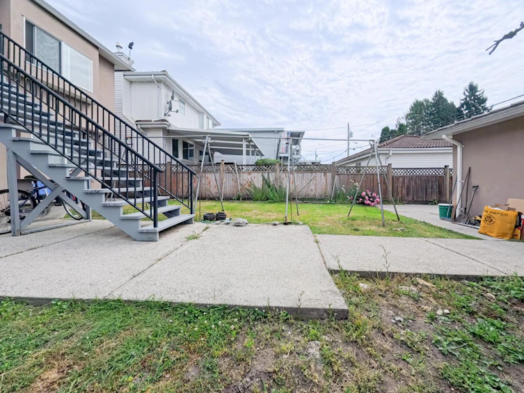 552 E 50th Avenue, Vancouver, BC, V5X 1B2 - 25