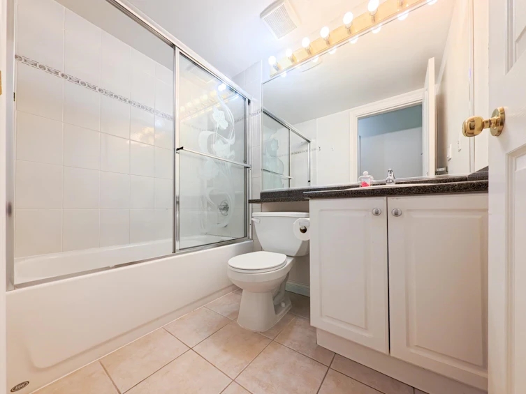 552 E 50th Avenue, Vancouver, BC, V5X 1B2 - 21