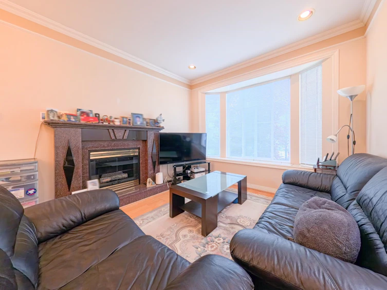 552 E 50th Avenue, Vancouver, BC, V5X 1B2 - 3
