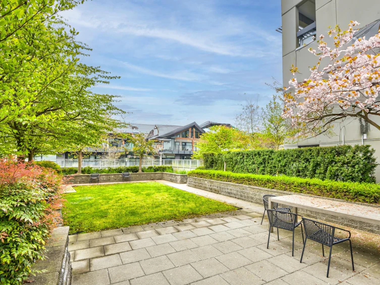 402-1061 Marine Drive, North Vancouver, BC, V7P 1S6 - 27