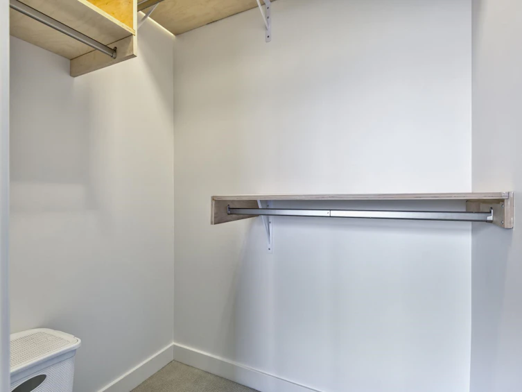 402-1061 Marine Drive, North Vancouver, BC, V7P 1S6 - 16