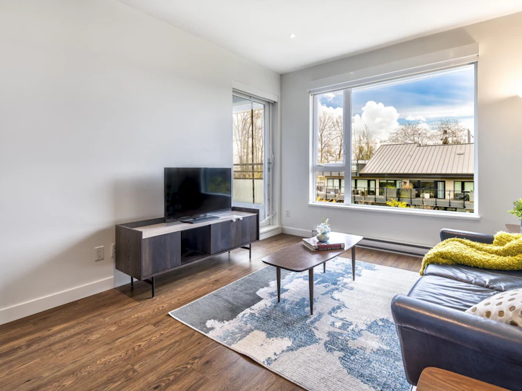 402-1061 Marine Drive, North Vancouver, BC, V7P 1S6 - 12