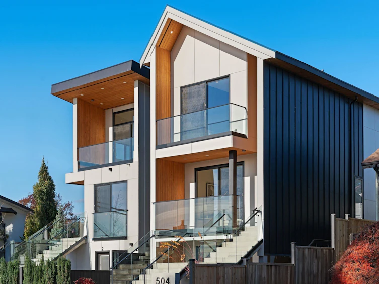 504 E 5th Street, North Vancouver, BC, V7L 1M4