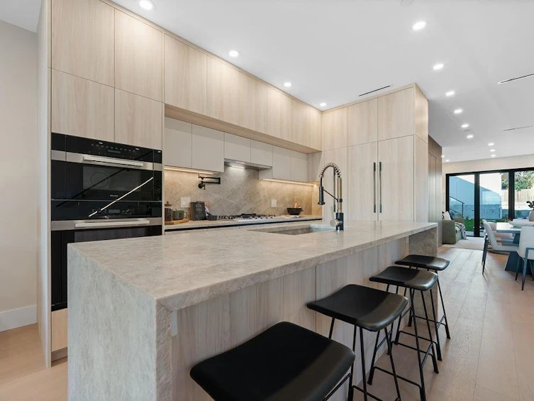 504 E 5th Street, North Vancouver, BC, V7L 1M4 - 11