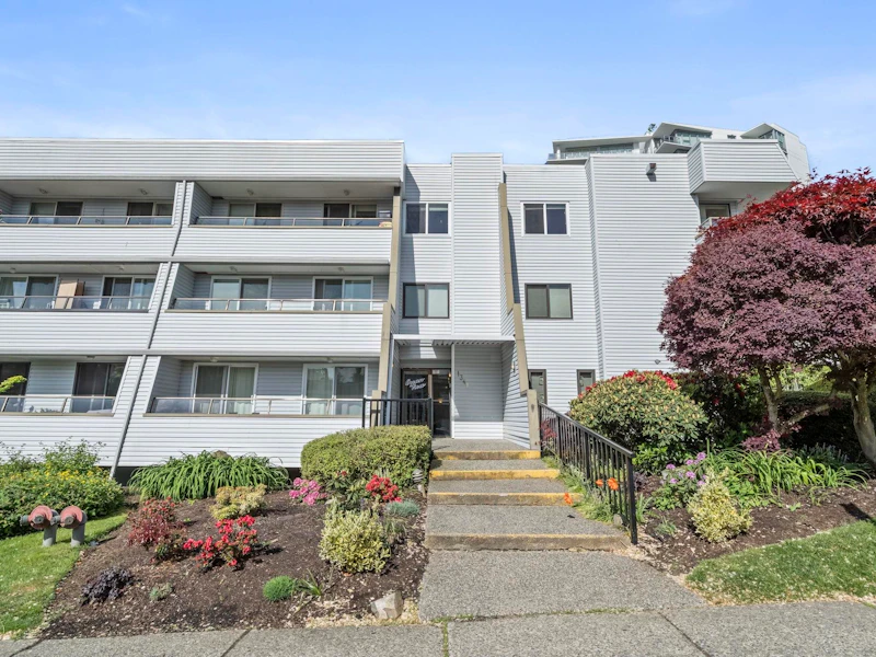 112 - 1341 George Street, Surrey BC V4B 4A1