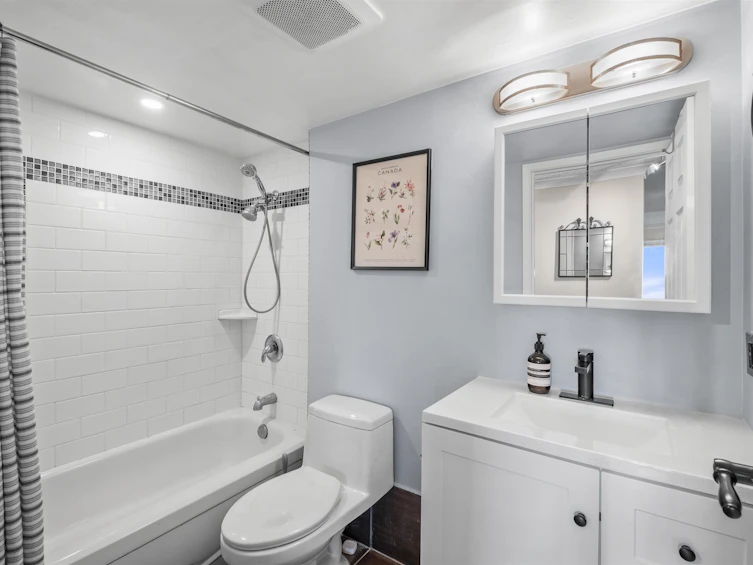 1205-110 W 4th Street, North Vancouver, BC, V7M 3H3 - 19