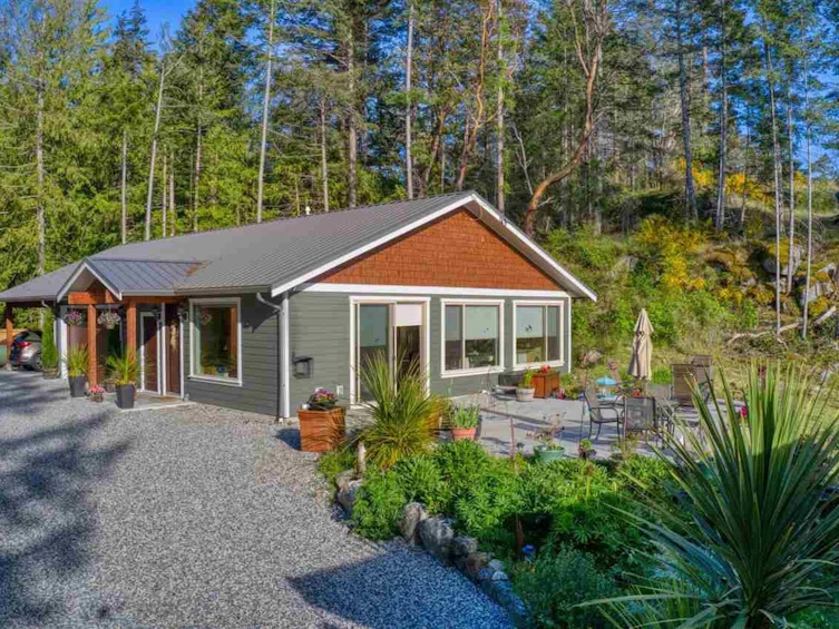 10991--10993 Sunshine Coast Highway, Pender Harbour Egmont, BC, V7Z 1B8 - 23