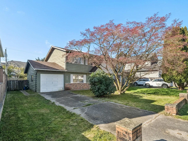 3740 Blundell Road, Richmond, BC, V7C 1G4 - 2