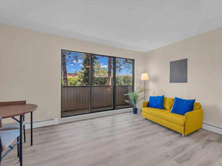 303-1296 W 70th Avenue, Vancouver, BC, V6P 2Y5 - 8