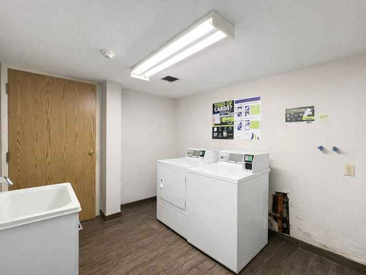 303-1296 W 70th Avenue, Vancouver, BC, V6P 2Y5 - 23
