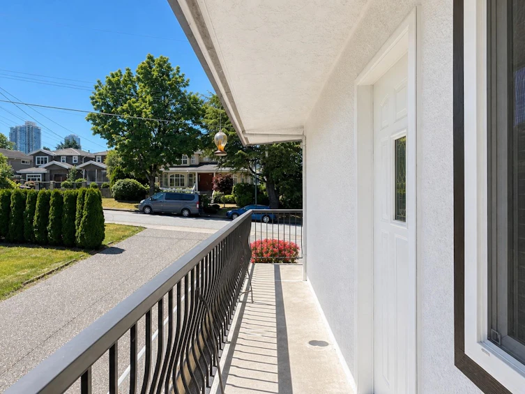 6072 Selma Avenue, Burnaby, BC, V5H 3R2 - 21