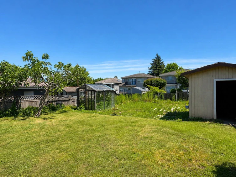6072 Selma Avenue, Burnaby, BC, V5H 3R2 - 36