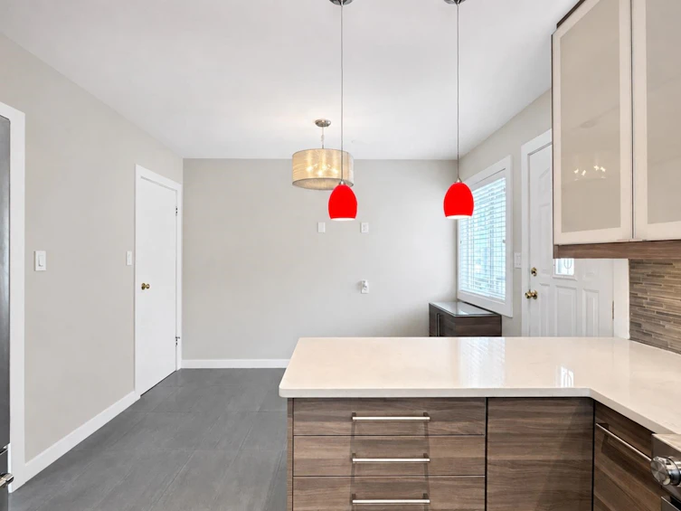 6072 Selma Avenue, Burnaby, BC, V5H 3R2 - 18