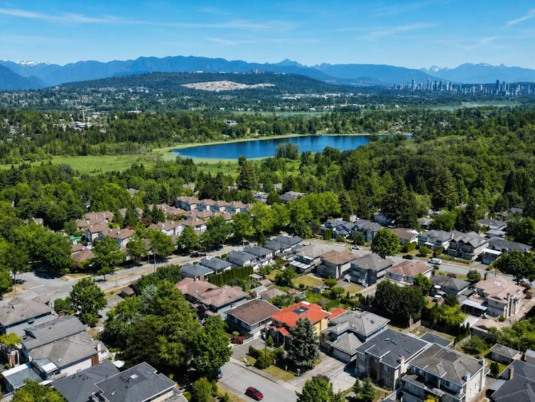 6072 Selma Avenue, Burnaby, BC, V5H 3R2 - 10