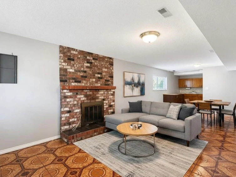 6072 Selma Avenue, Burnaby, BC, V5H 3R2 - 28
