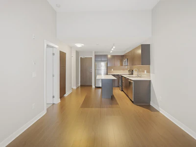 417-13740 75a Avenue - 4