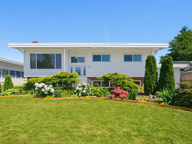 45271 Bernard Avenue, Chilliwack BC V2P 1H3