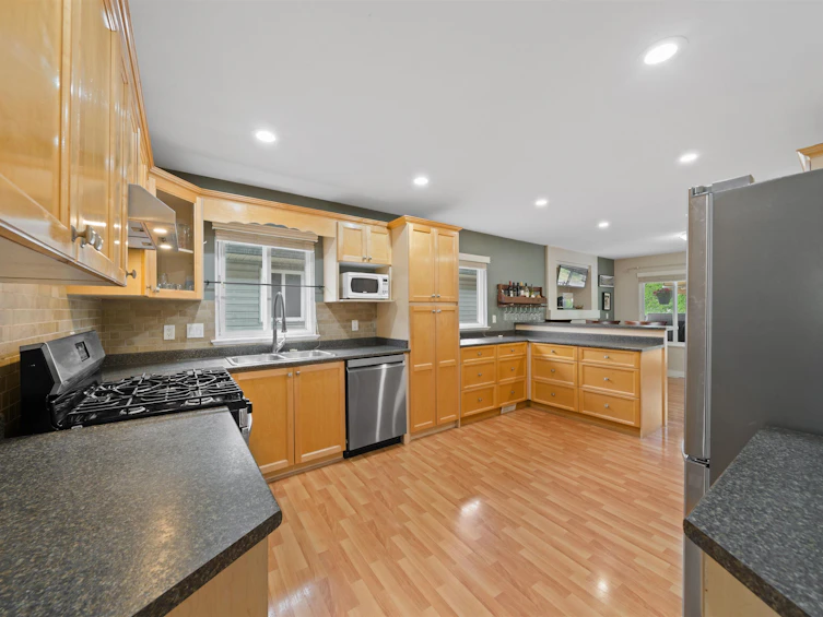 11597 240 Street, Maple Ridge, BC, V2W 1A3 - 6