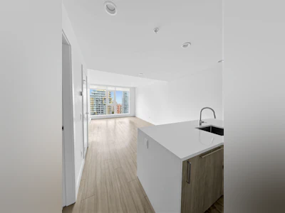 2404-6398 Silver Avenue - 2