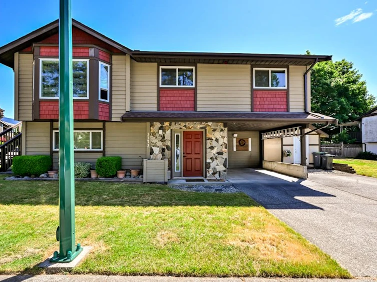 1173 Inlet Street, Coquitlam, BC, V3B 5Z8