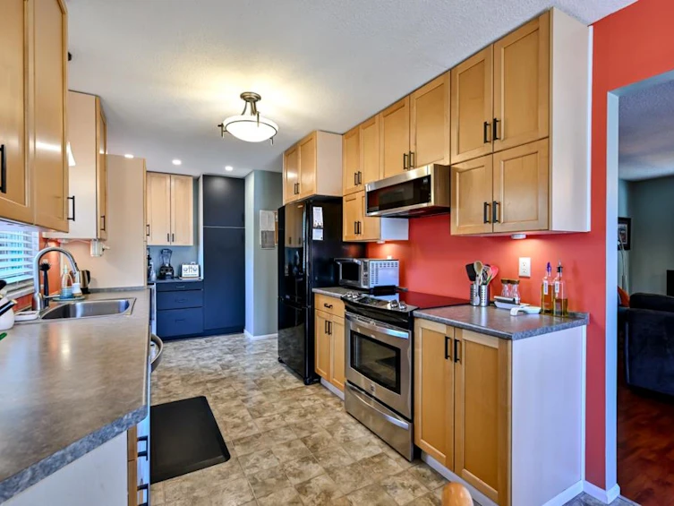 1173 Inlet Street, Coquitlam, BC, V3B 5Z8 - 12
