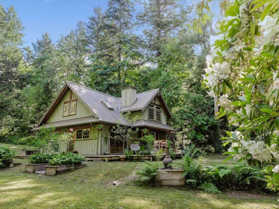 2867 Lower Road - 2