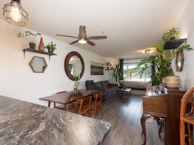 312-3136 St Johns Street - 5