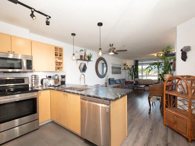 312-3136 St Johns Street - 4