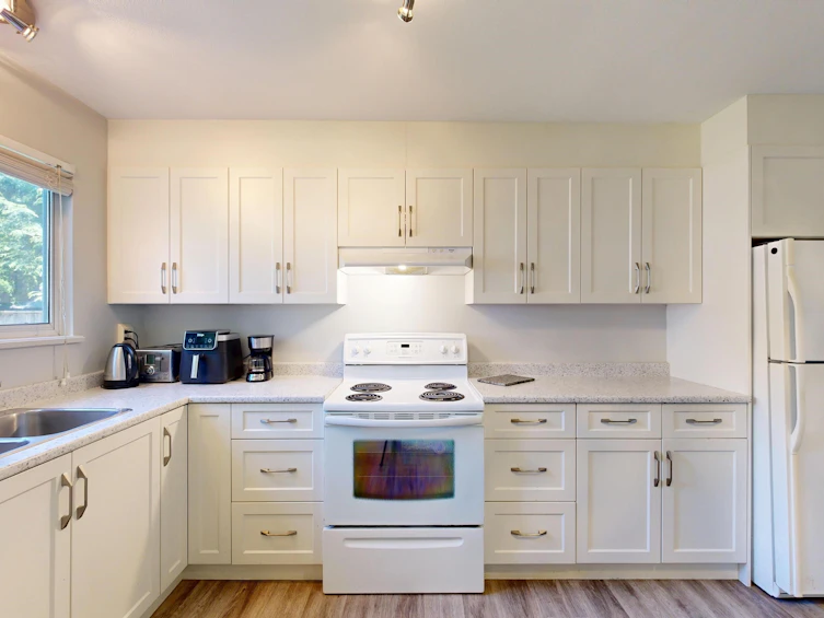 3311 Rakanna Place, Coquitlam, BC, V3E 3B2 - 29