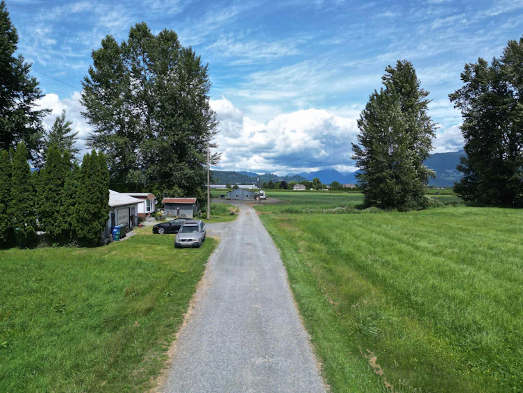 34561 Fore Road, Abbotsford, BC, V3G 1R6 - 34