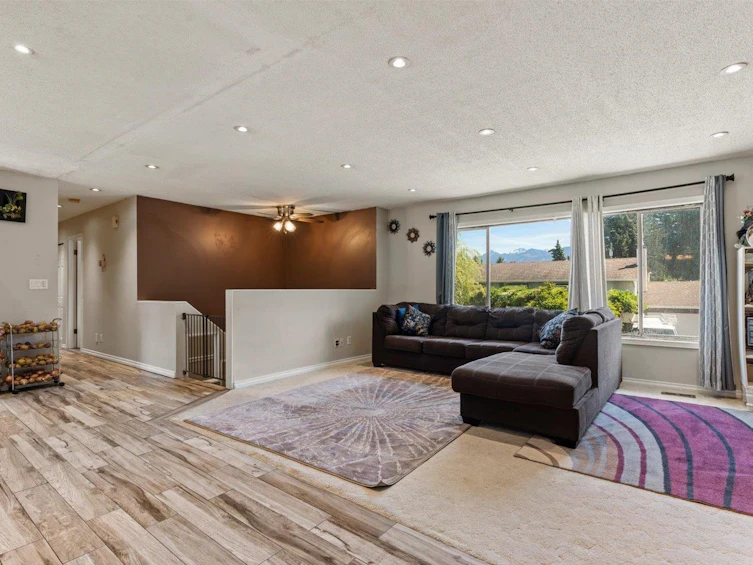 6161 Dundee Place, Chilliwack, BC, V2R 2H1 - 9
