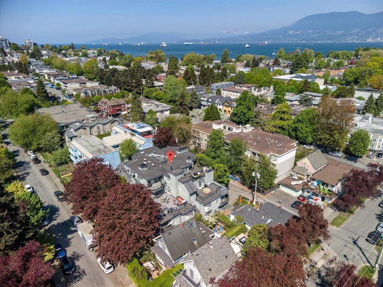 207-1925 W 2nd Avenue, Vancouver, BC, V6J 1J2 - 26