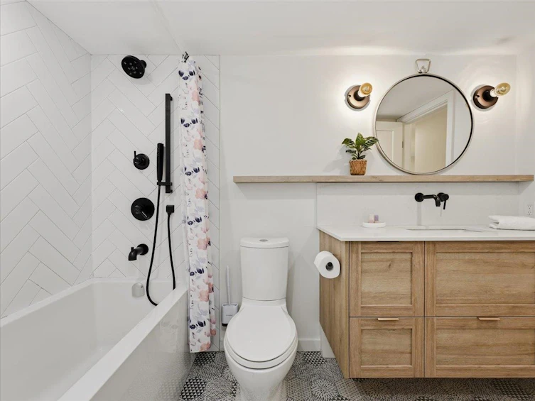 207-1925 W 2nd Avenue, Vancouver, BC, V6J 1J2 - 18