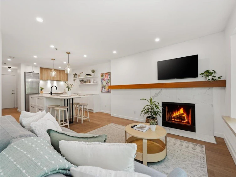 207-1925 W 2nd Avenue, Vancouver, BC, V6J 1J2 - 7