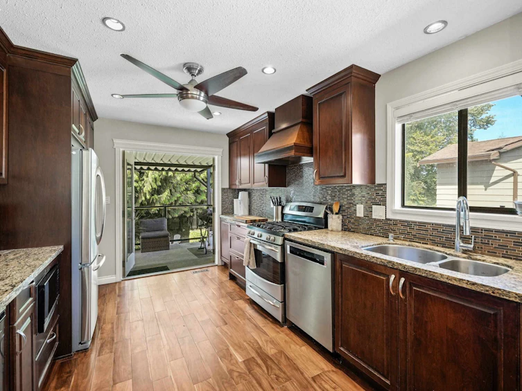 1737 Anderson Way, Port Coquitlam, BC, V3C 4R4 - 7