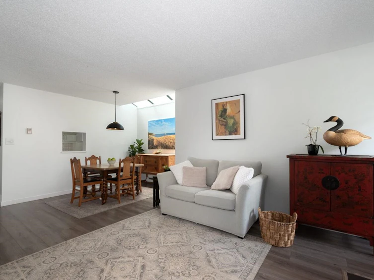 10-230 W 14 Street, North Vancouver, BC, V7M 1P3 - 7