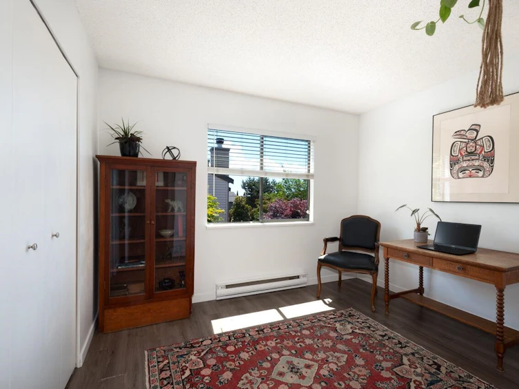 10-230 W 14 Street, North Vancouver, BC, V7M 1P3 - 14