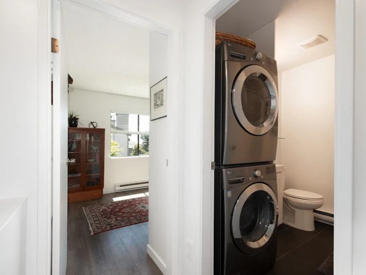 10-230 W 14 Street, North Vancouver, BC, V7M 1P3 - 16