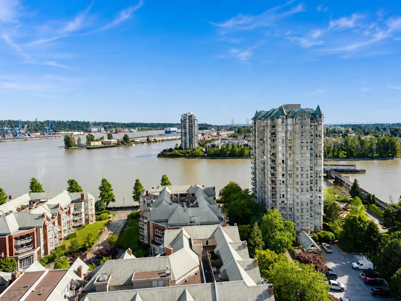 1901 - 1245 Quayside Drive, New Westminster BC V3M 6J6