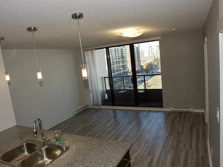 1102-5811 No. 3 Road, Richmond, BC, V6X 4L7 - 2