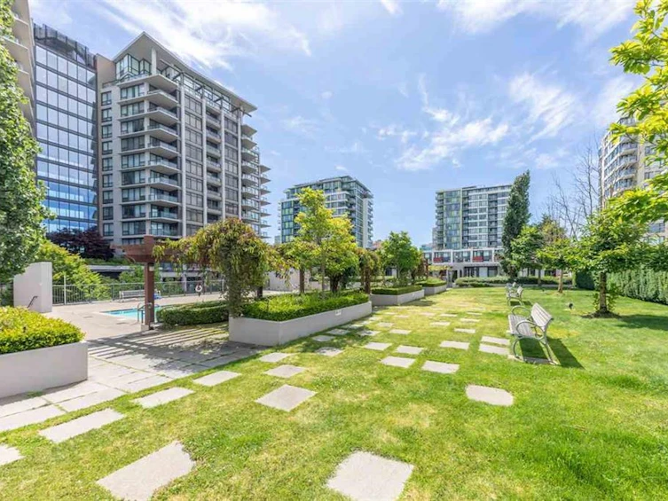 1102-5811 No. 3 Road, Richmond, BC, V6X 4L7 - 11