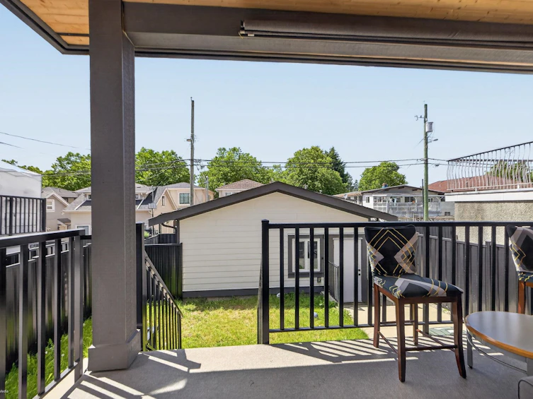 6749 Knight Street, Vancouver, BC, V5P 2W4 - 11