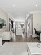 16 2528 156th Street