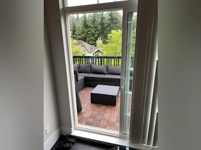 404-5605 Hampton Place - 5