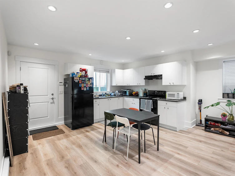 3323 147 Street, Surrey, BC, V4P 1Z8 - 24