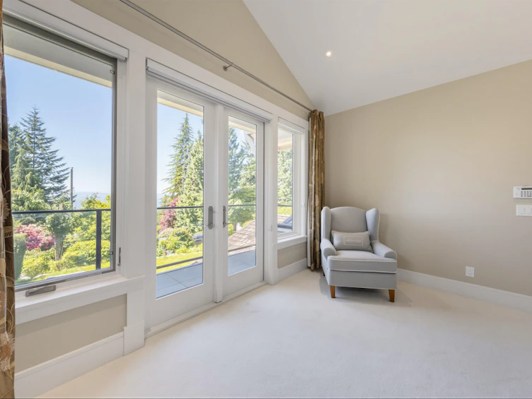 2645 Rosebery Avenue, West Vancouver, BC, V7V 3A3 - 18